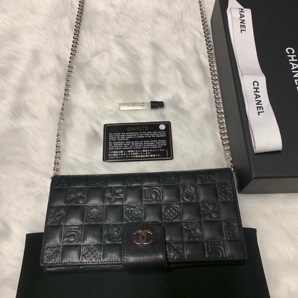 Chanel Lambskin Quilted Wallet shoulder bag